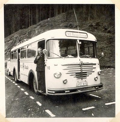 Peill Reisebus 1959 mit Frahrer Reichelt auf Klassenfahrt Mittelschule Freiburg (Elbe) nach Osterode  Harz