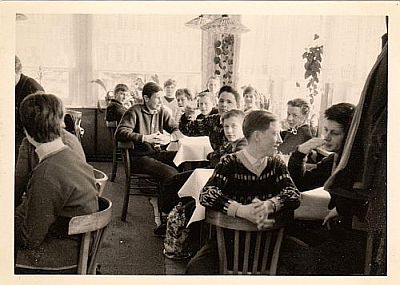 Mittelschule Freiburg (Elbe) Einkehr bei Wandertag in der Wingst