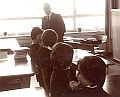 Hans-Werner Loss erl&auml;utert uns die Welt. Click!